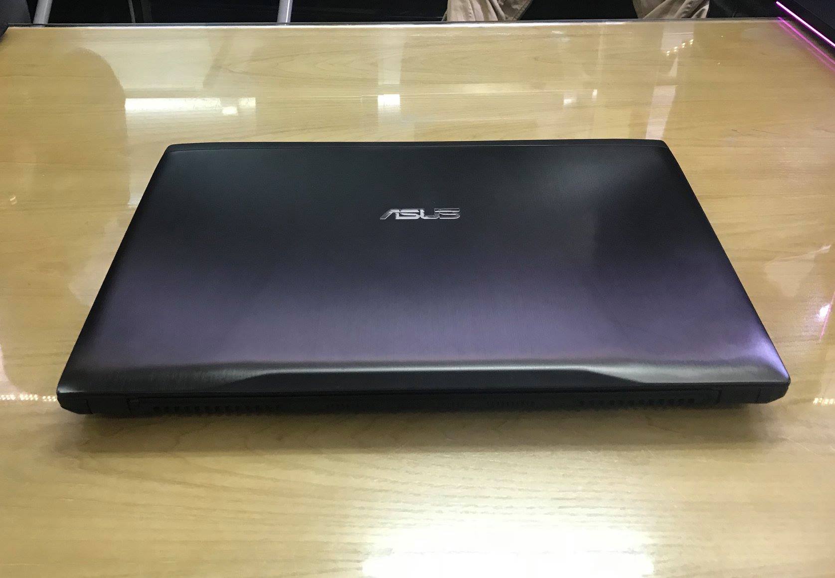 Laptop ASUS ROG Strix GL502 -6.jpg